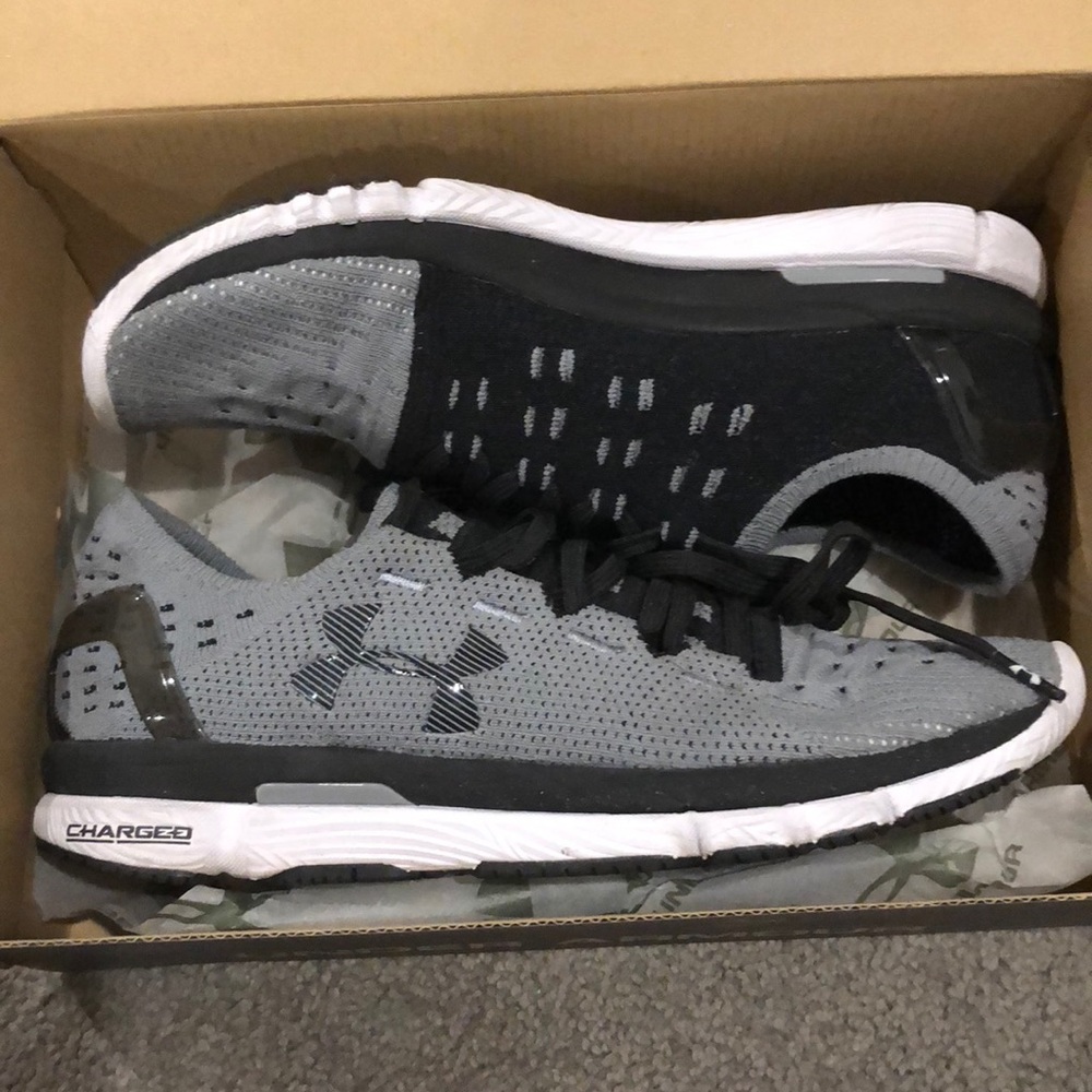Women’s Under Armour Speedform slingshot shoes